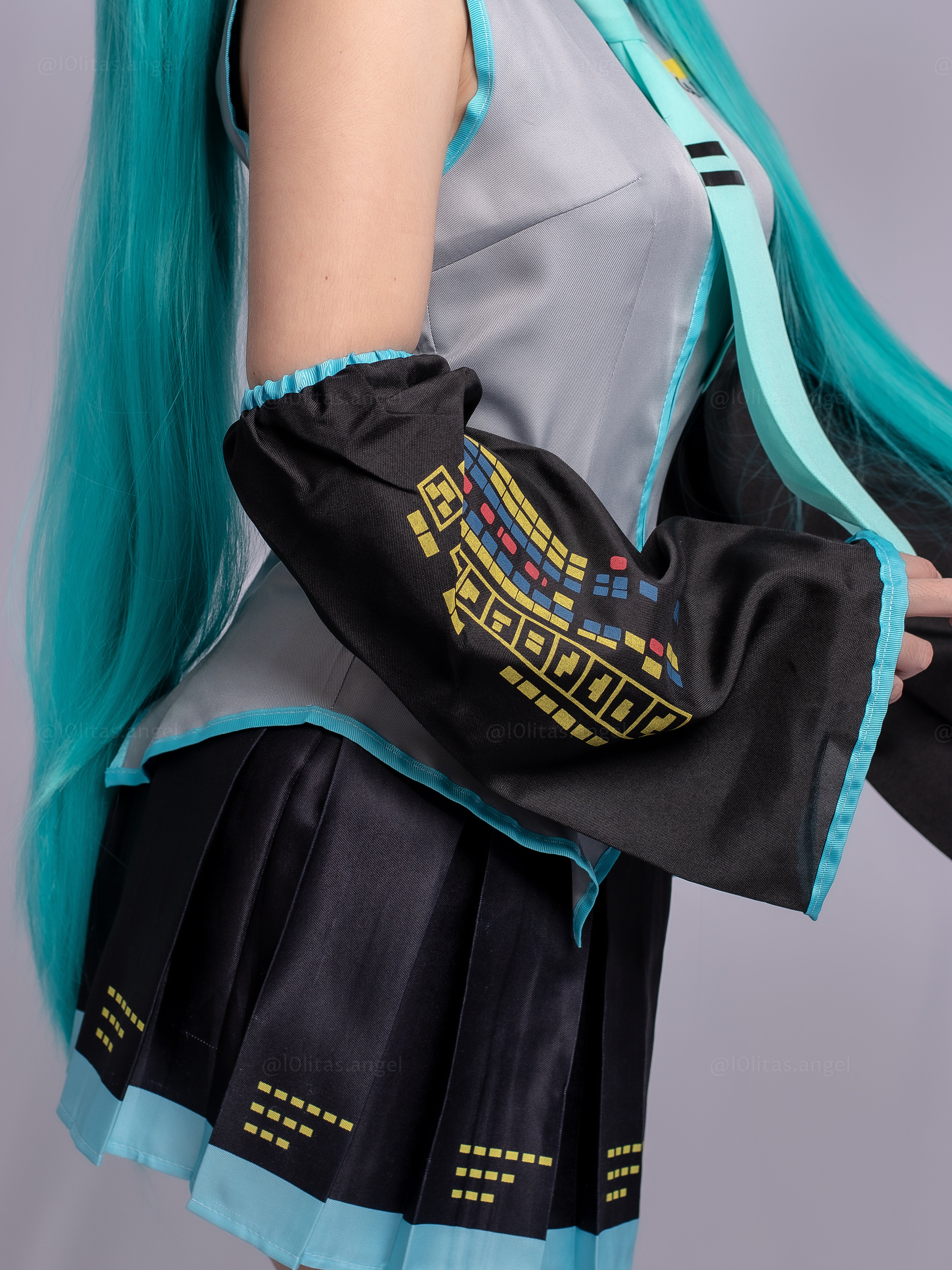 COSPLAY MIKU