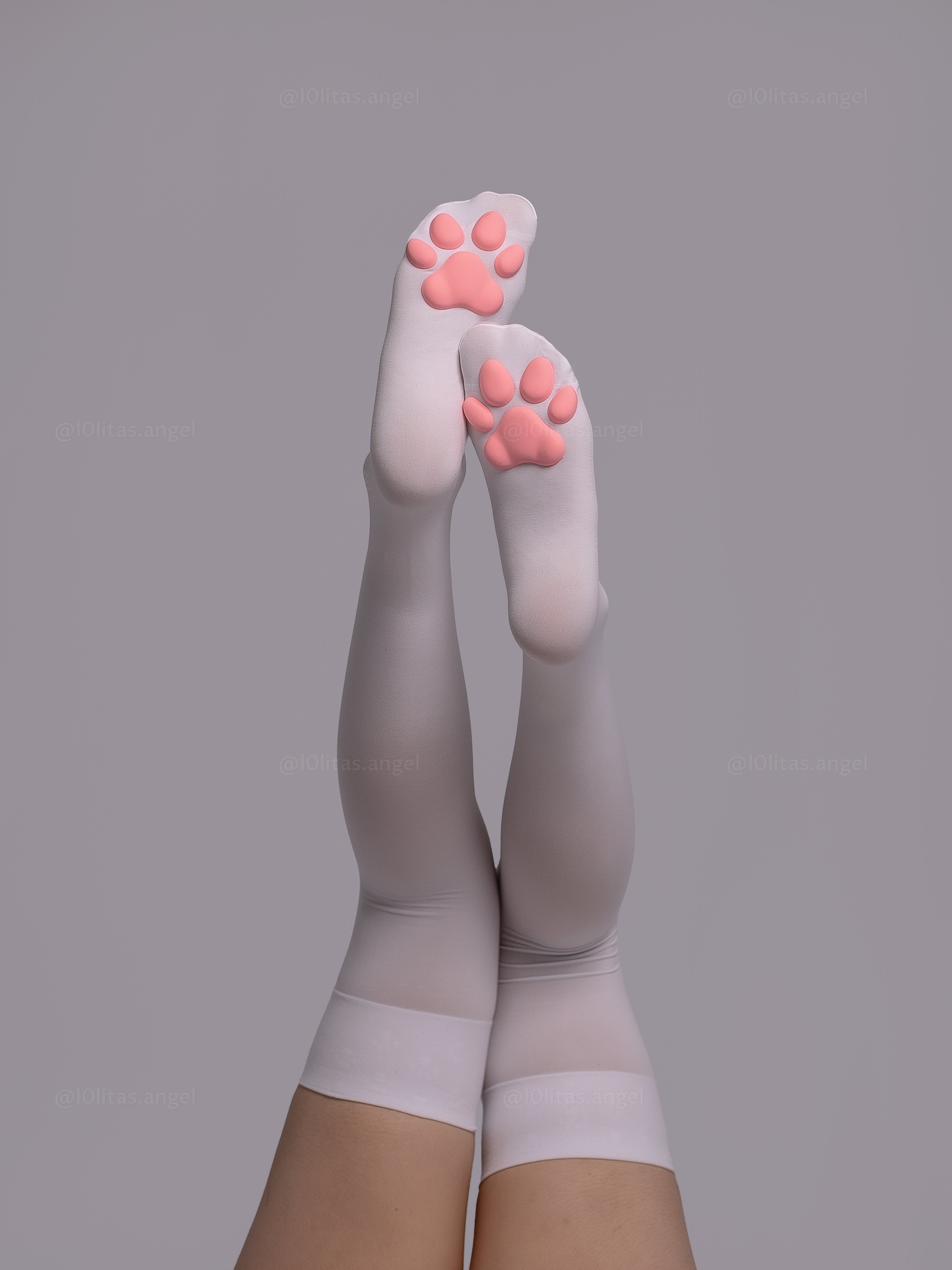 MEDIAS DE GATITO BLANCO